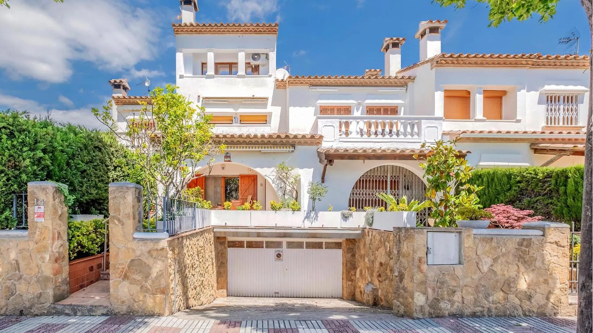 Nice Home In Platja Daro With Wifi Platja d'Aro